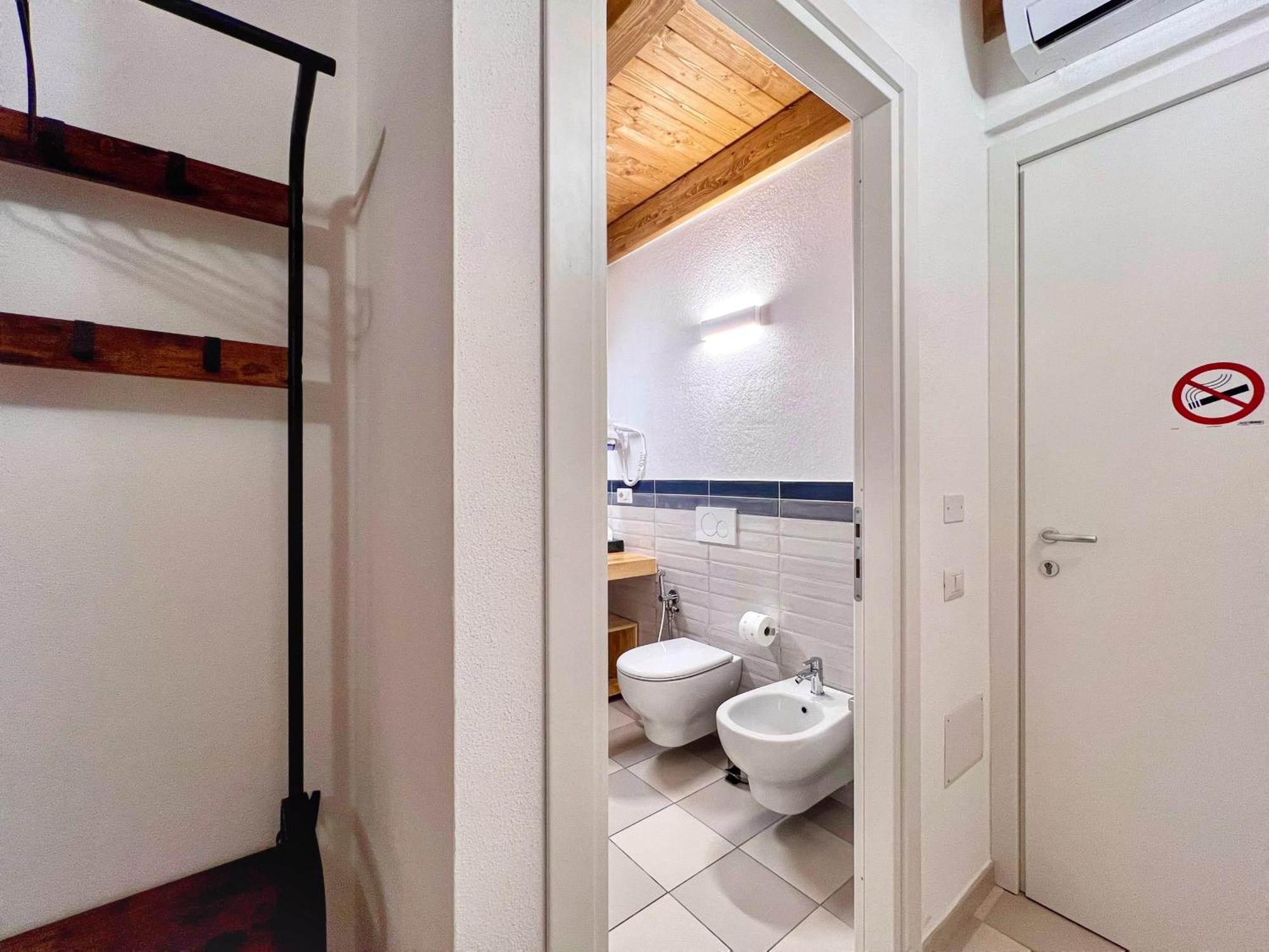 Al Duomo Di Cagliari Hotel Екстериор снимка